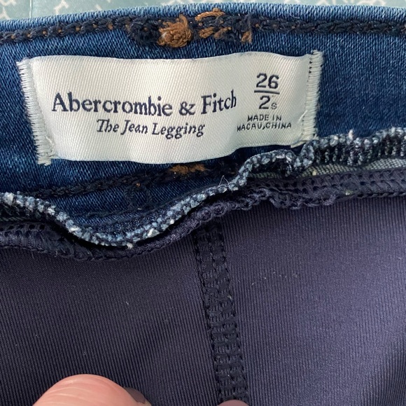 Maternity: Abercrombie and Fitch - The Jean Legging Maternity - Picture 5 of 6